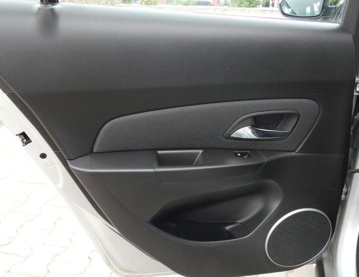 Chevrolet Cruze 28