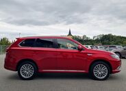 Mitsubishi Outlander 6