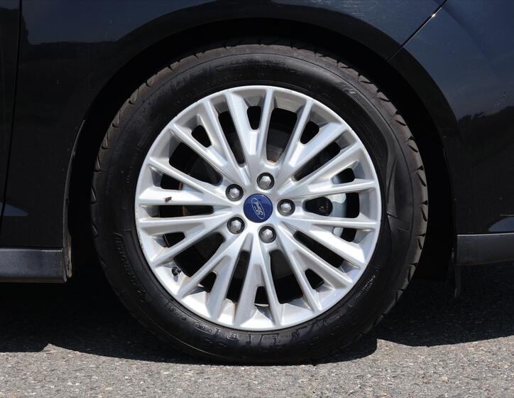 Ford Grand C-MAX 29