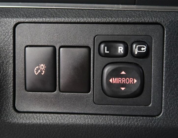 Toyota Verso 23