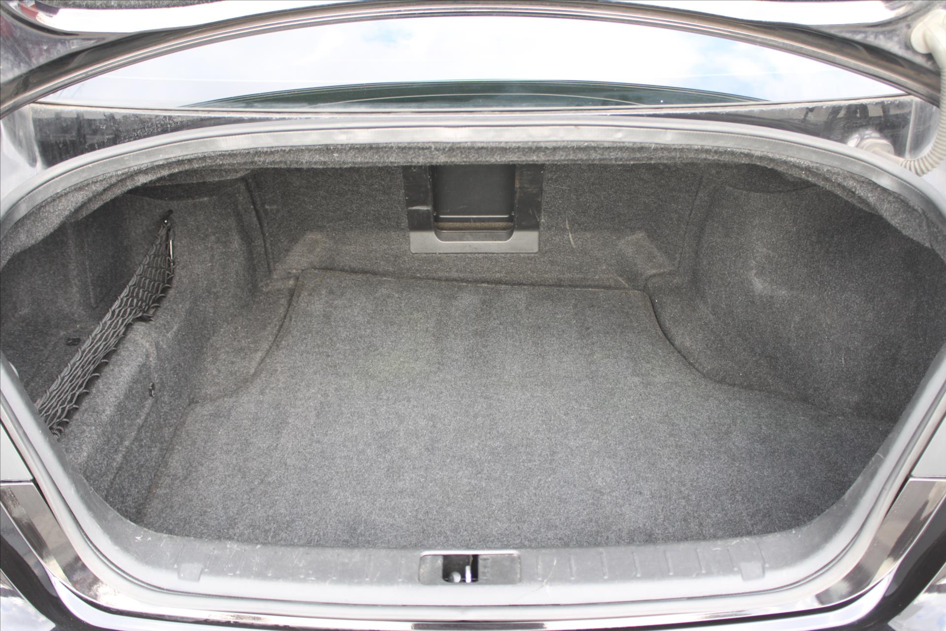 Infiniti Q70