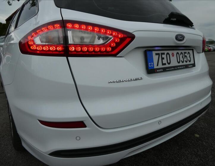 Ford Mondeo 8