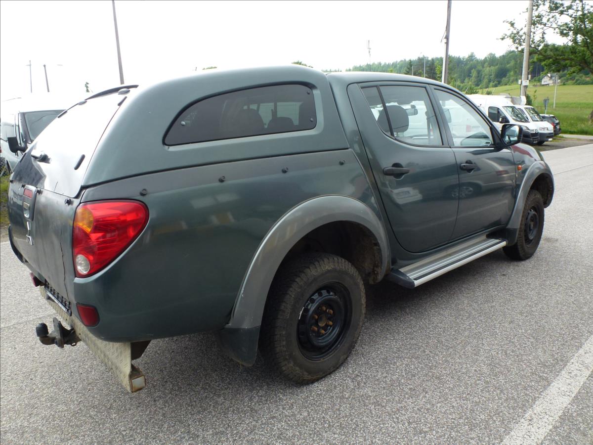 Mitsubishi L200