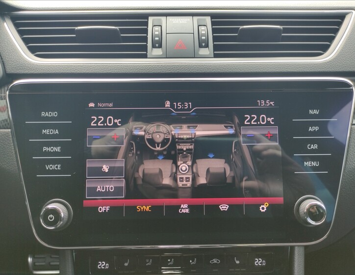 Škoda Superb 18