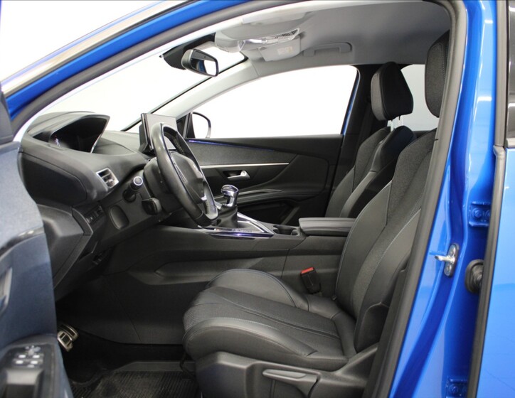 Peugeot 3008 6
