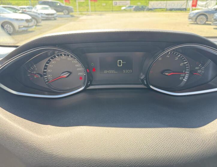Peugeot 308 16