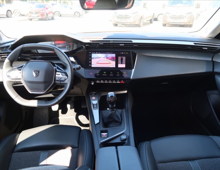 Peugeot 308 13