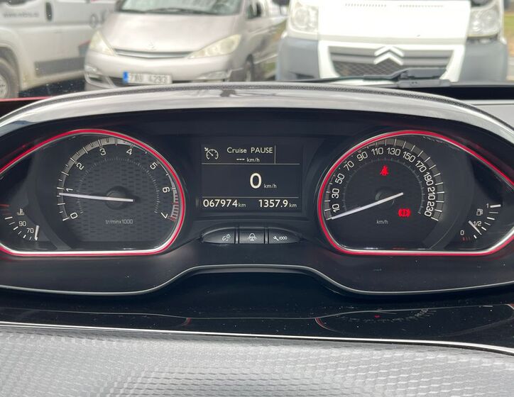 Peugeot 2008 11