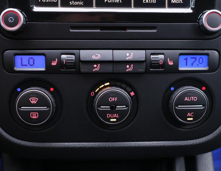 Volkswagen Golf 22
