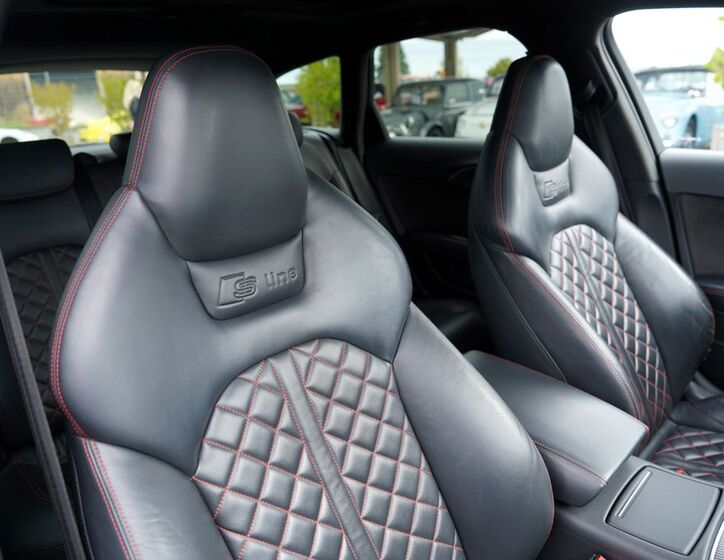 Audi A6 32