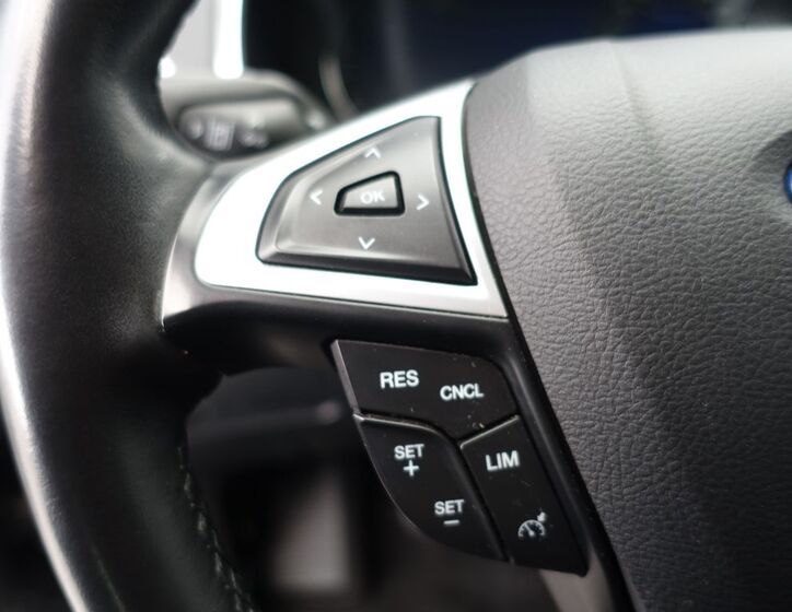Ford S-MAX 26