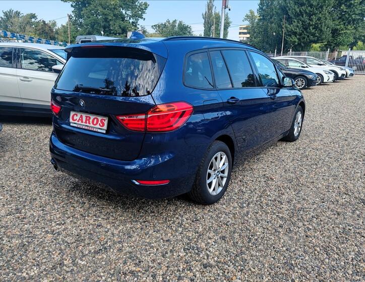 BMW Řada 2 6