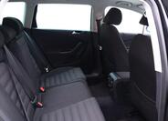 Volkswagen Passat 12