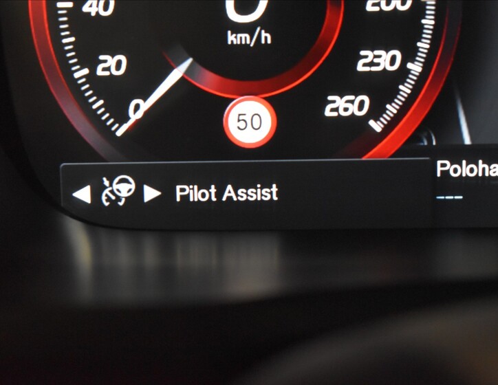 Volvo XC90 25