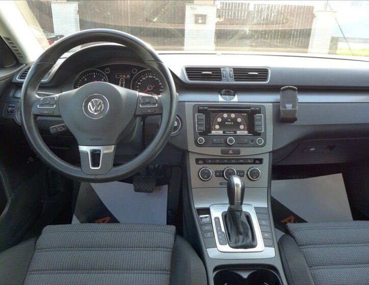 Volkswagen Passat 30