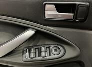 Ford Kuga 26