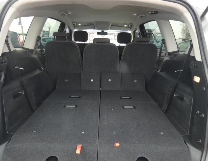 Ford S-MAX 13