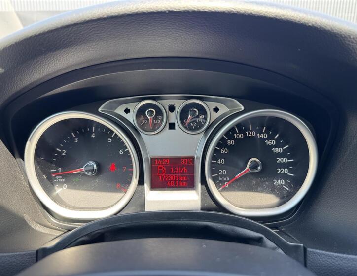 Ford Focus 16