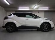 Toyota C-HR 4