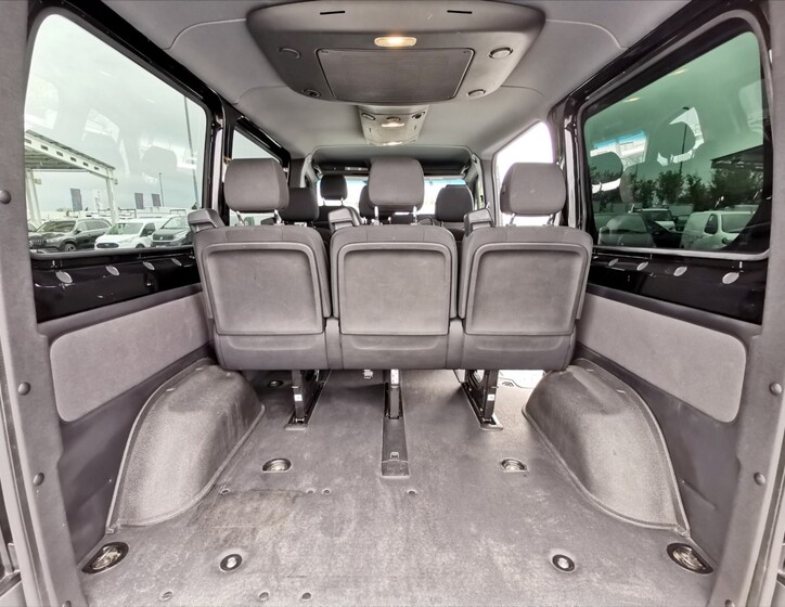 Mercedes-Benz Sprinter 19