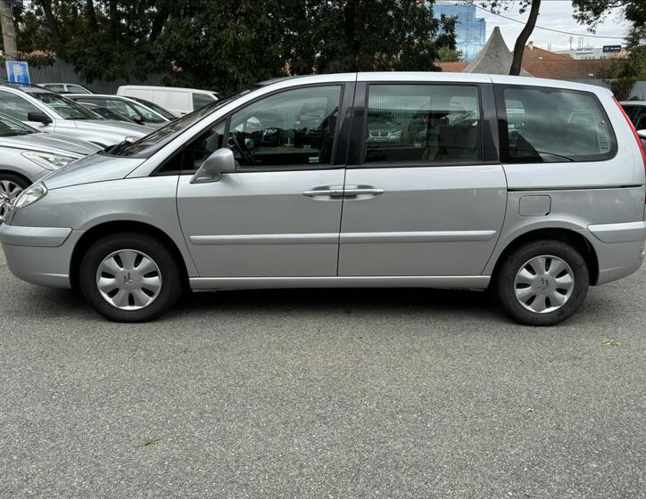 Citroën C8 11