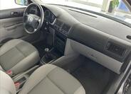 Volkswagen Golf 9