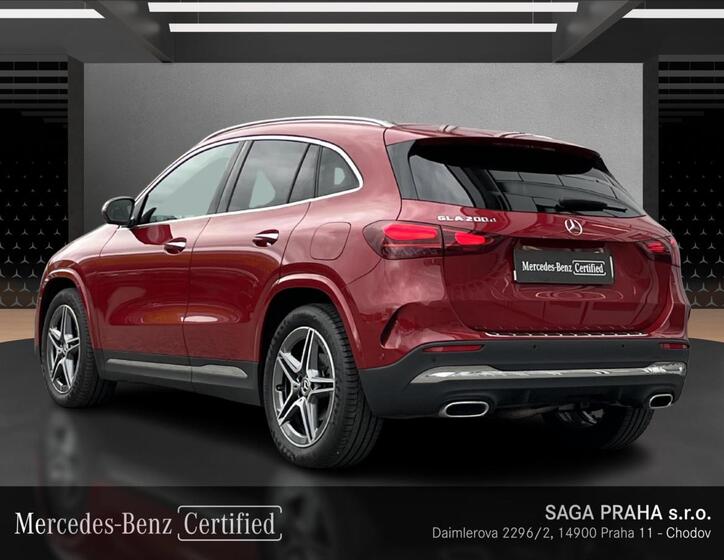Mercedes-Benz GLA 3