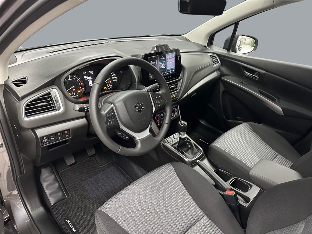 Suzuki S-Cross
