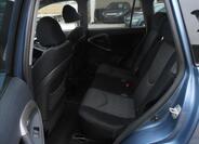 Toyota RAV4 16