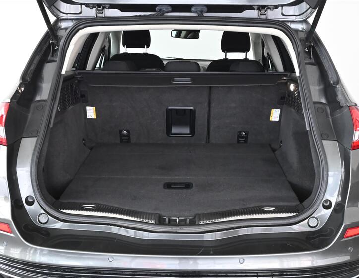 Ford Mondeo 6