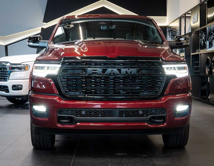 Dodge RAM 14