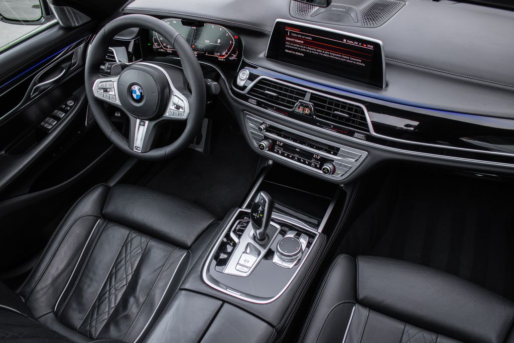 BMW Řada 7