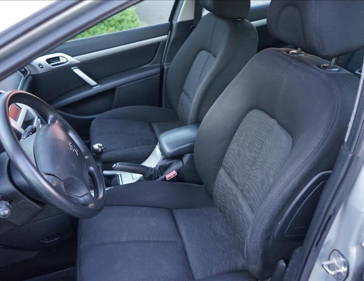 Peugeot 407 10