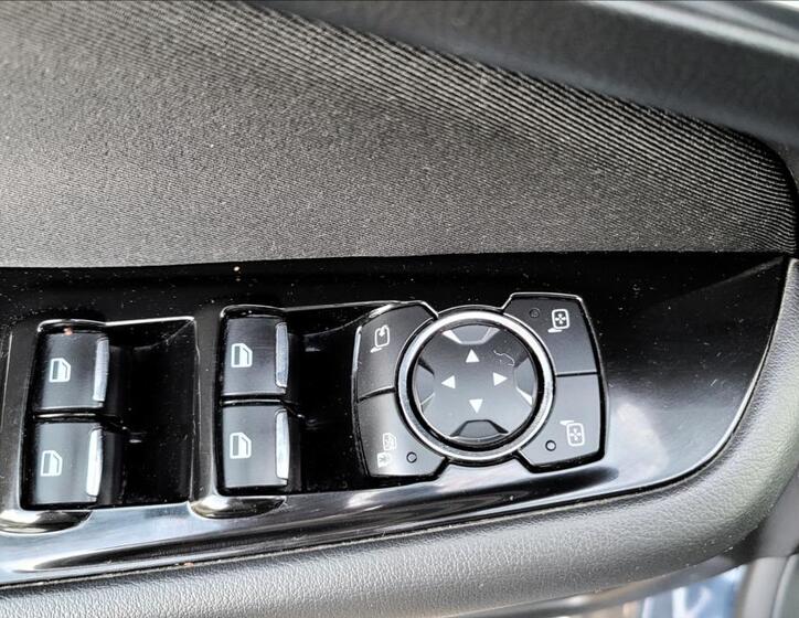 Ford Galaxy 36