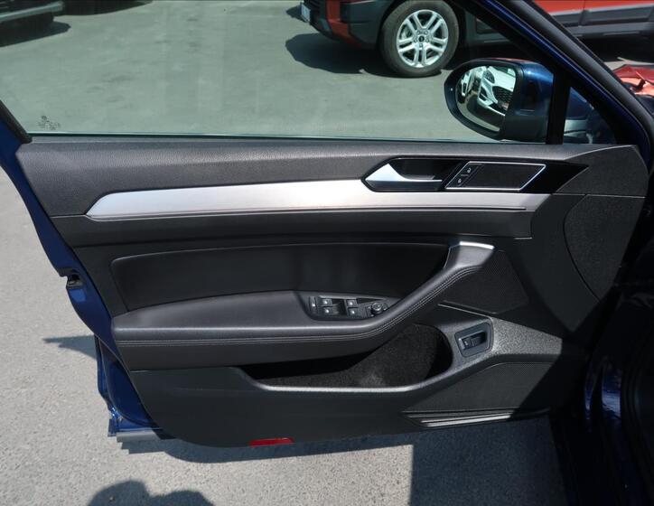 Volkswagen Passat 22