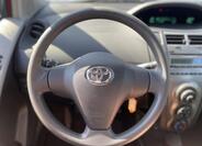 Toyota Yaris 13