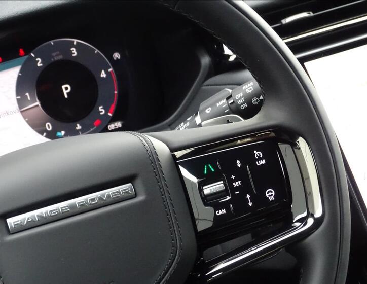 Land Rover Range Rover Velar 13
