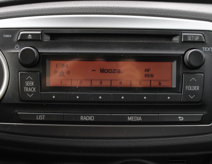 Toyota Yaris 11