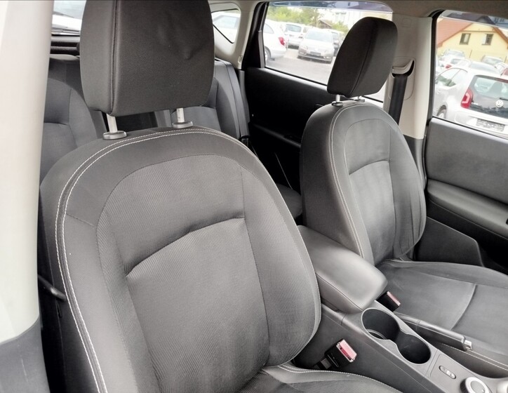 Nissan Qashqai 32