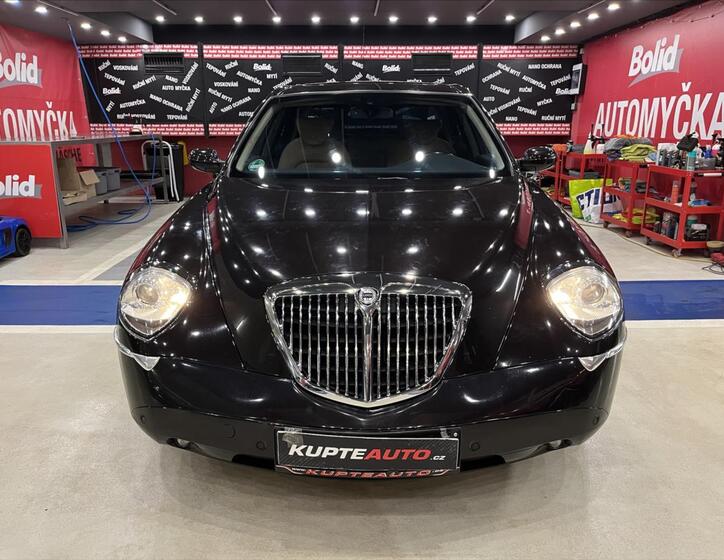 Lancia Thesis 10