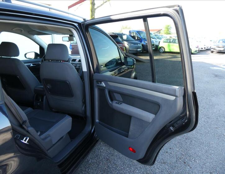 Volkswagen Touran 15
