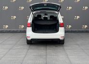 Volkswagen Sharan 9