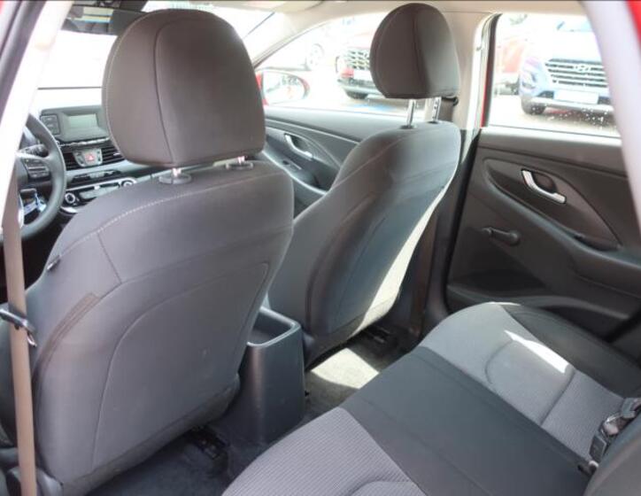 Hyundai i30 12