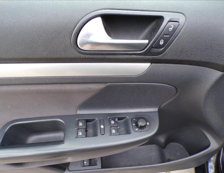 Volkswagen Jetta 11