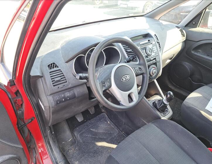 KIA Venga 19