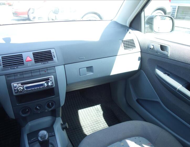 Škoda Fabia 18