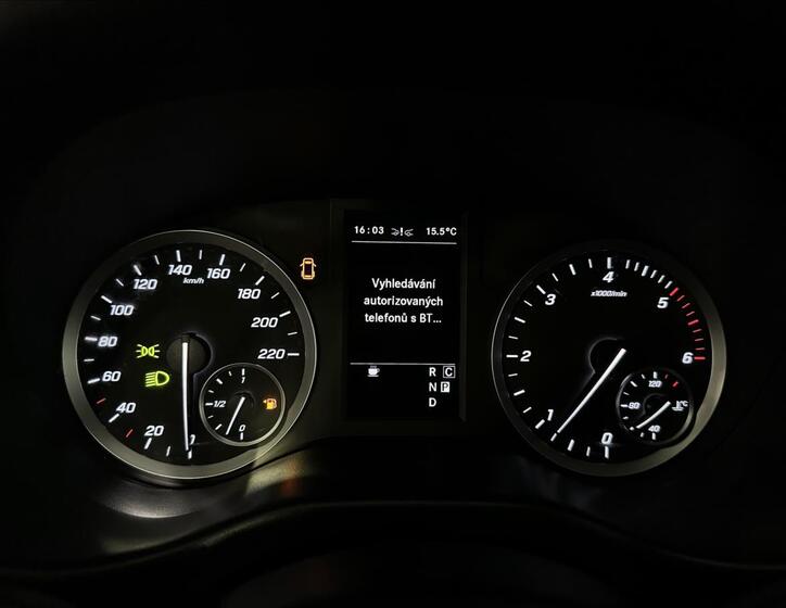Mercedes-Benz Vito 19