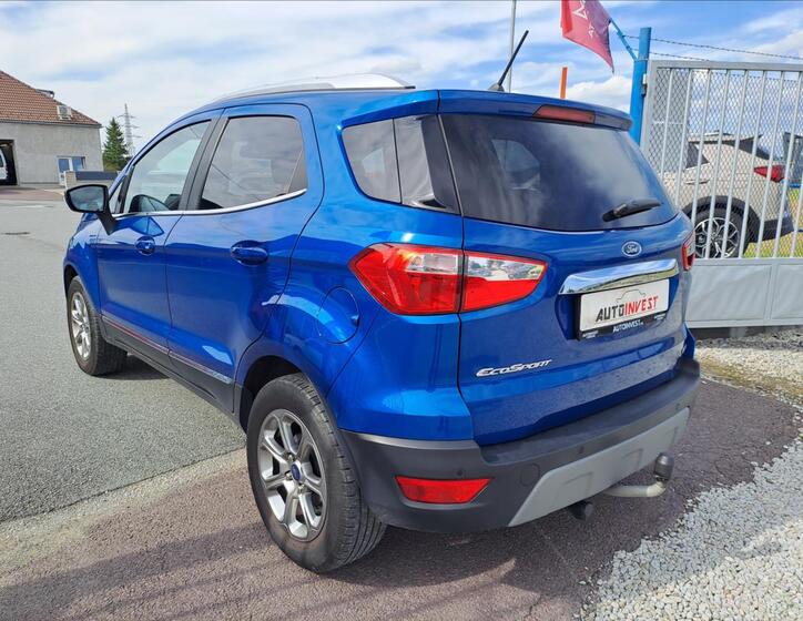 Ford EcoSport 4