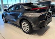 Toyota C-HR 5