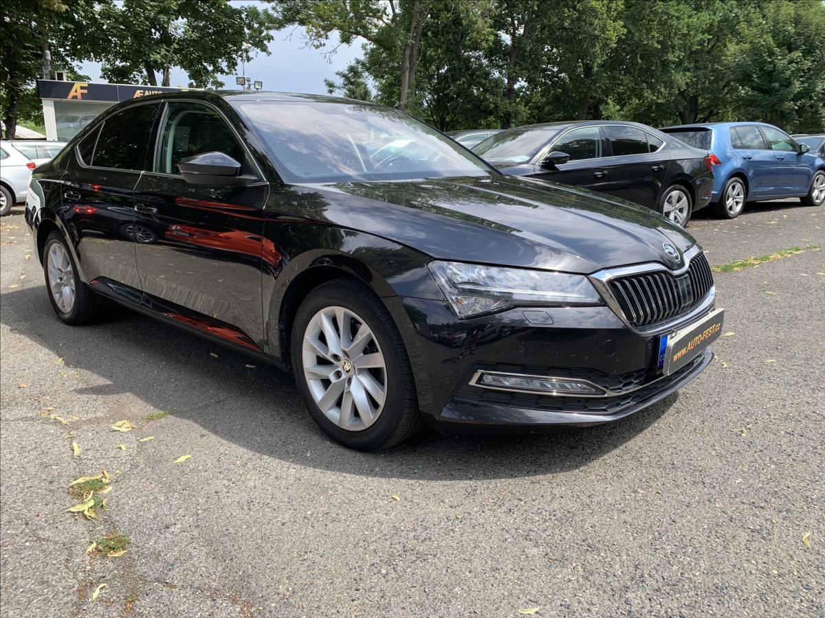 Škoda Superb